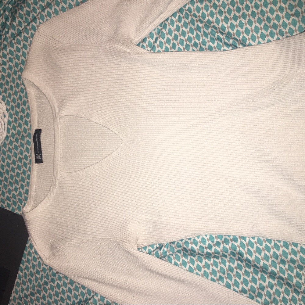 Super comfy white long sleeves